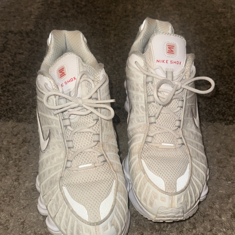Nike Shox Men’s Athletic Shoes